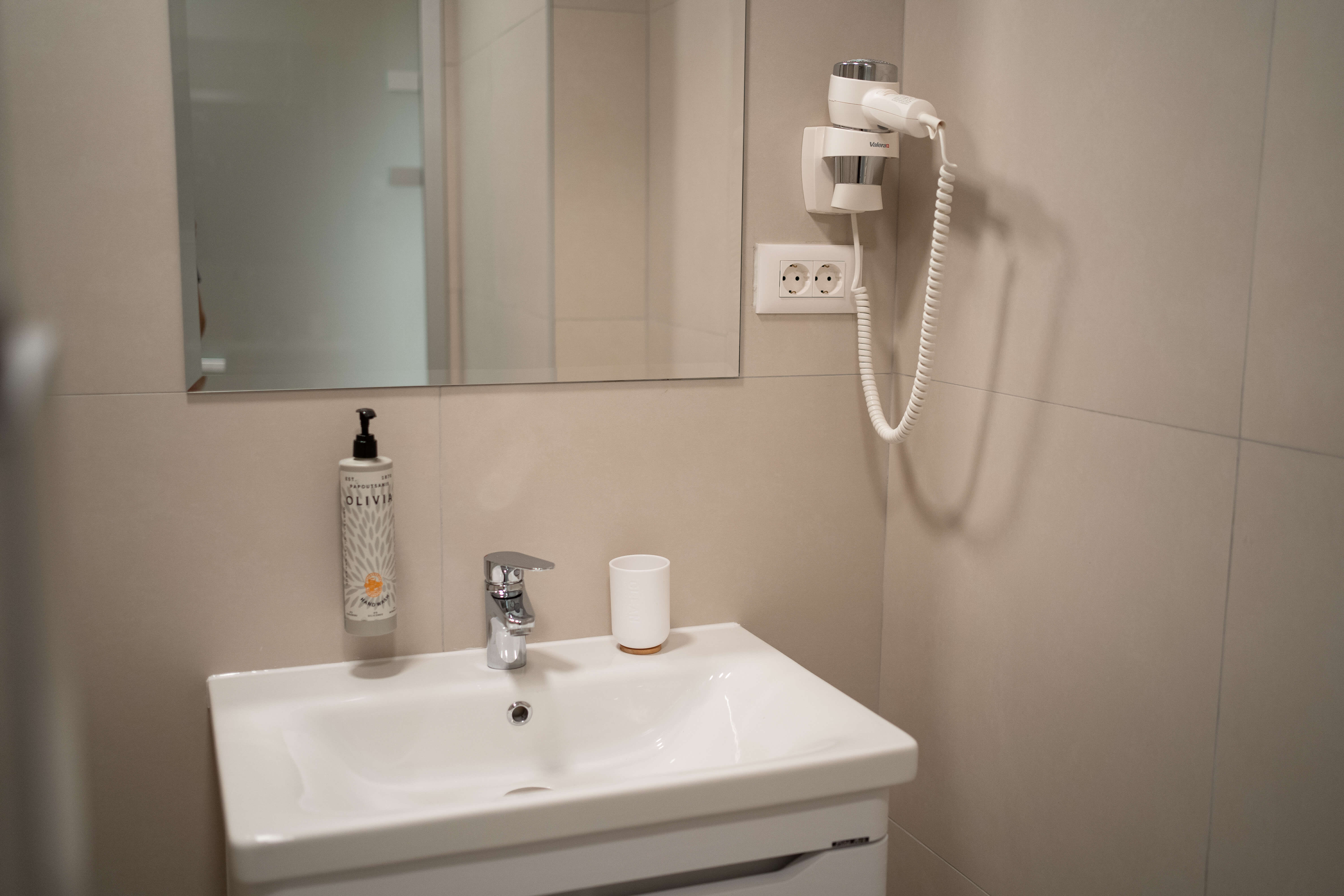 Minimal kitchen and coffee corner