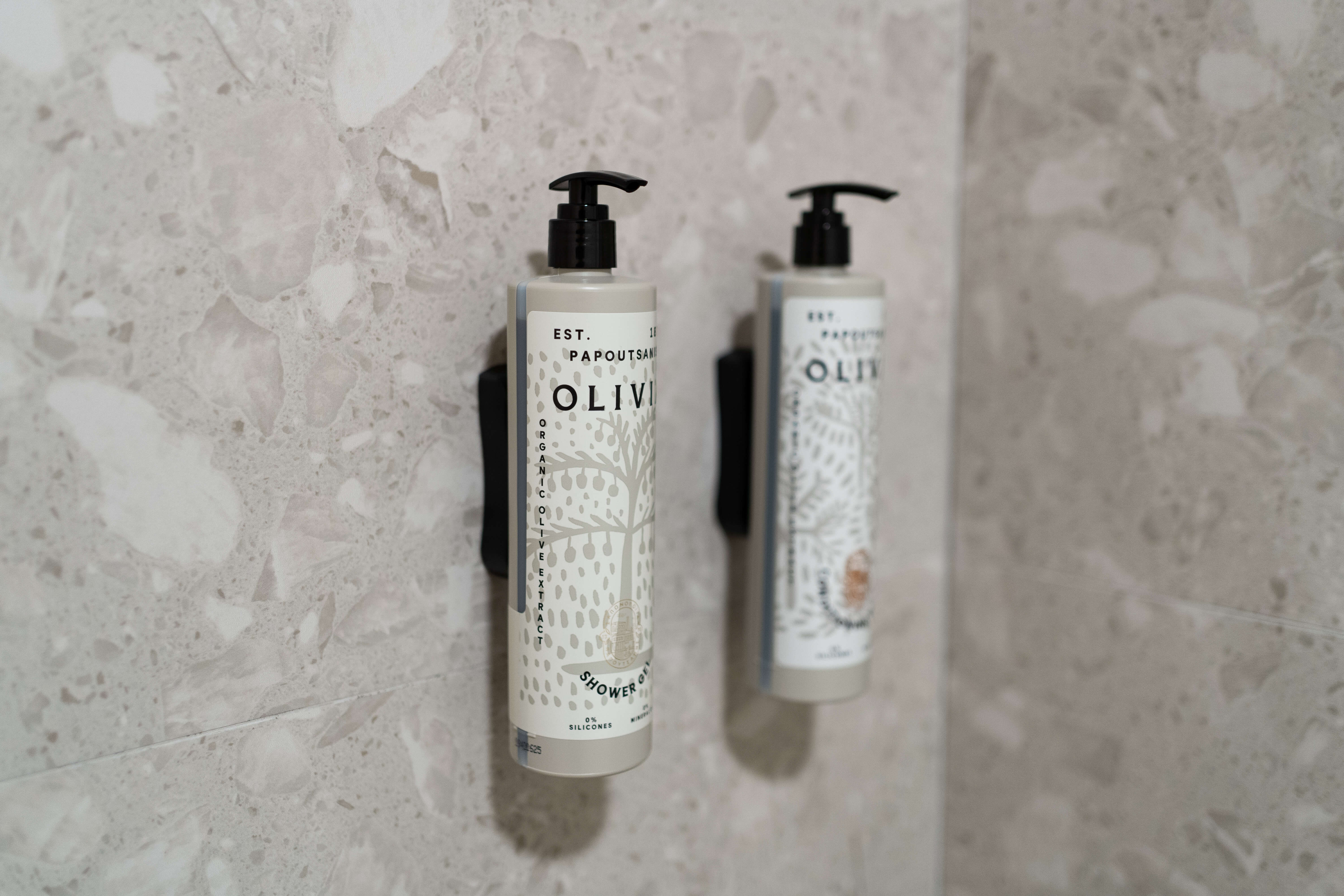 Minimal kitchen and coffee corner